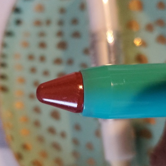 Lippie & Concealer Bundle 🥳 - Picture 4 of 7